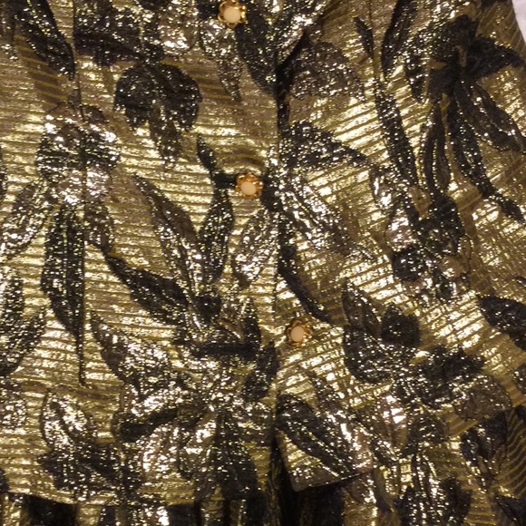 Beautiful Gold and Black Skirt Set - Picture 3 of 14